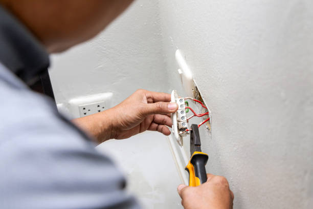 Best Residential Electrician Services  in Eldridge, IA